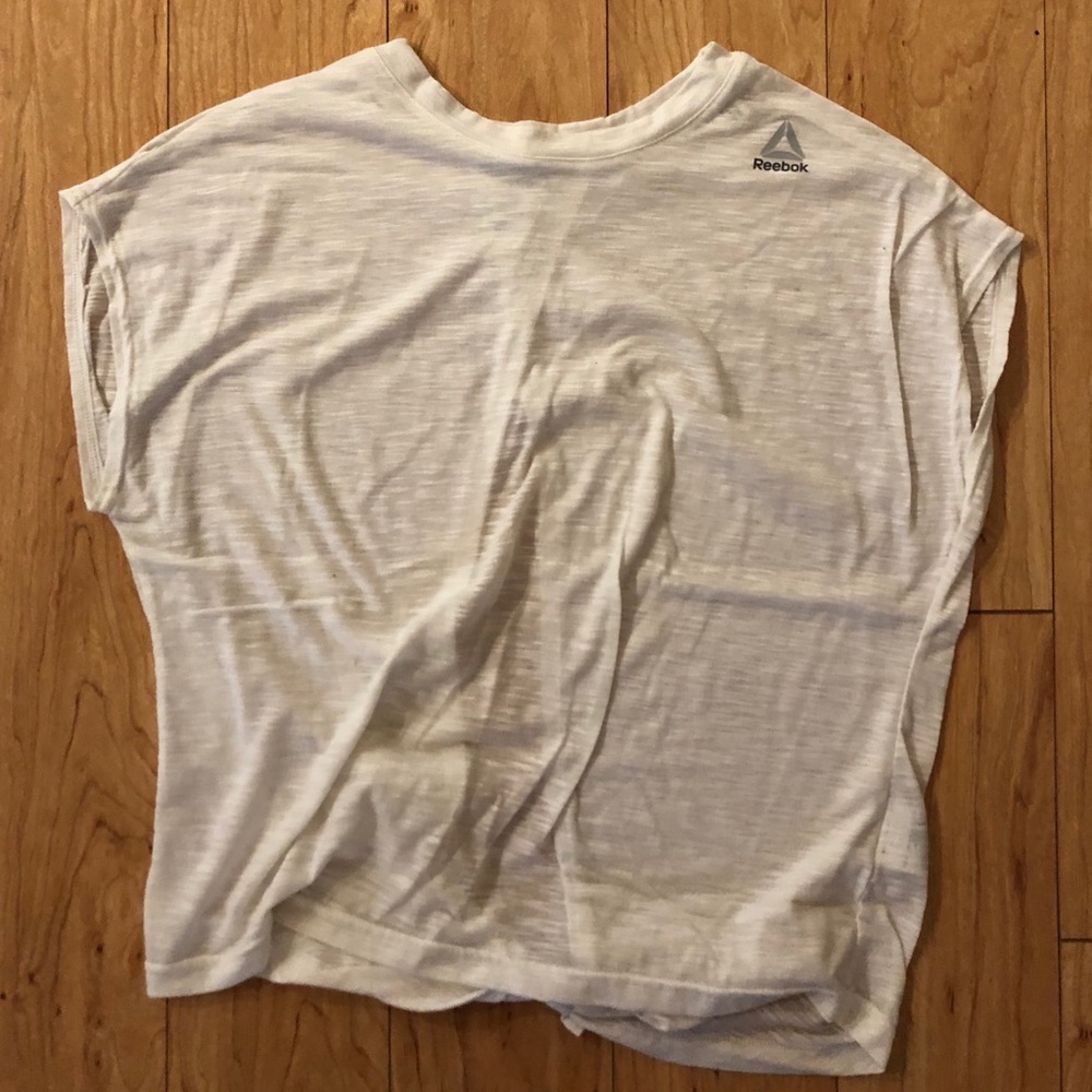 Reebok shirt size small